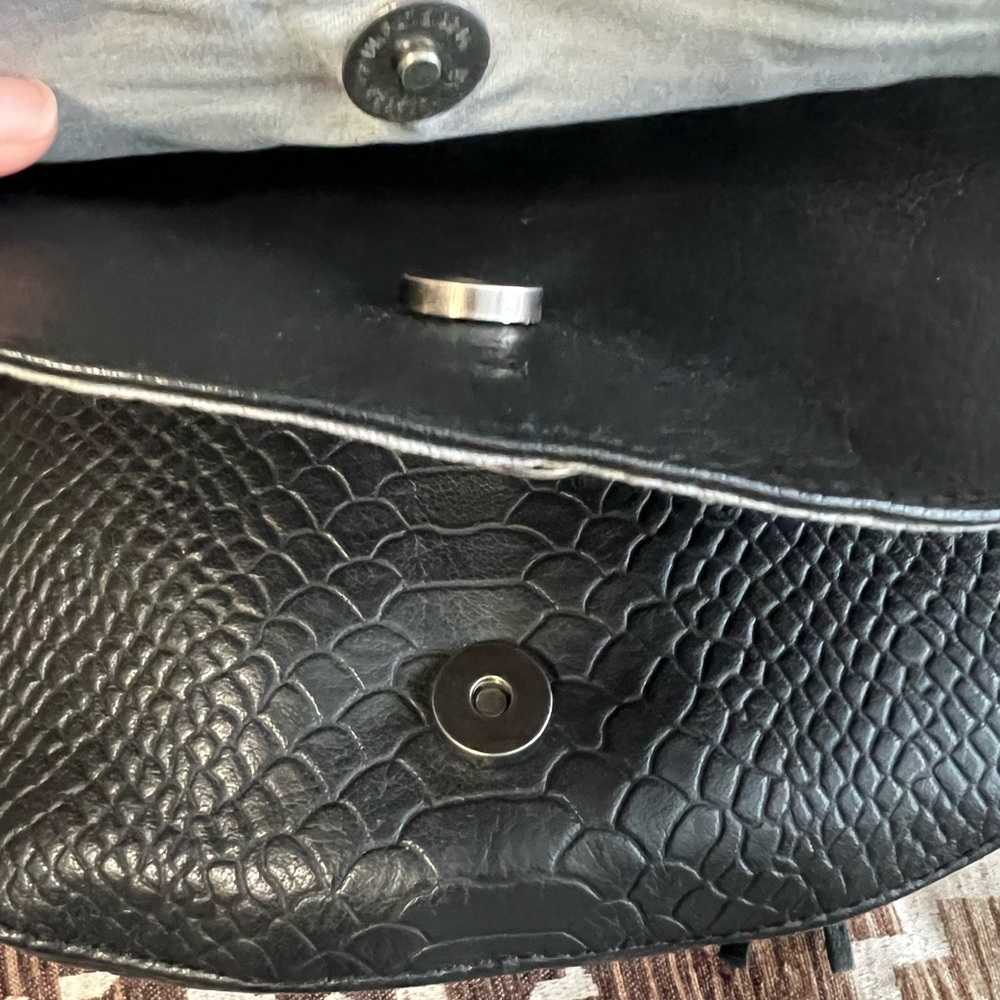 Multi- function Leather Satchel - Picture 3 of 7